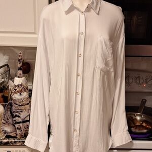 D womens April Kiss solid white long sleeve button down shirt Xl